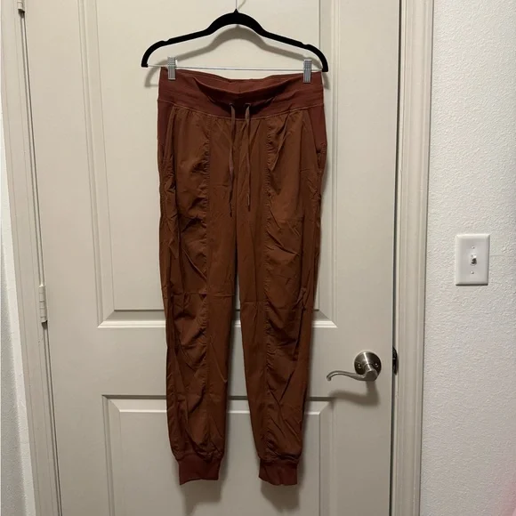 lululemon athletica Roasted Brown Dance Studio Jogger - Picture 2 of 7